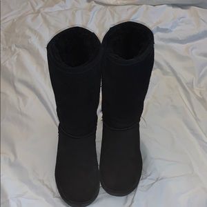 BRAND NEW BEARPAW BOOTS